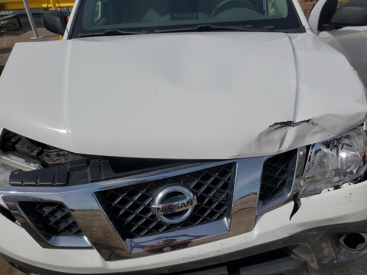 Nissan Frontier S Image 7