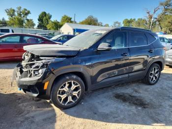  Salvage Kia Seltos