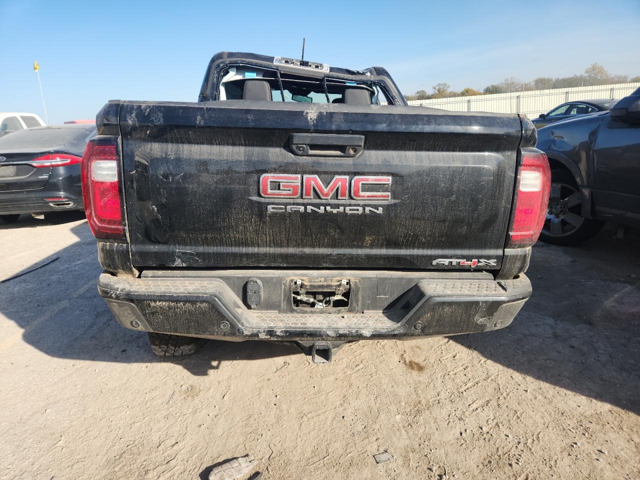 GMC Canyon At4 Image 11