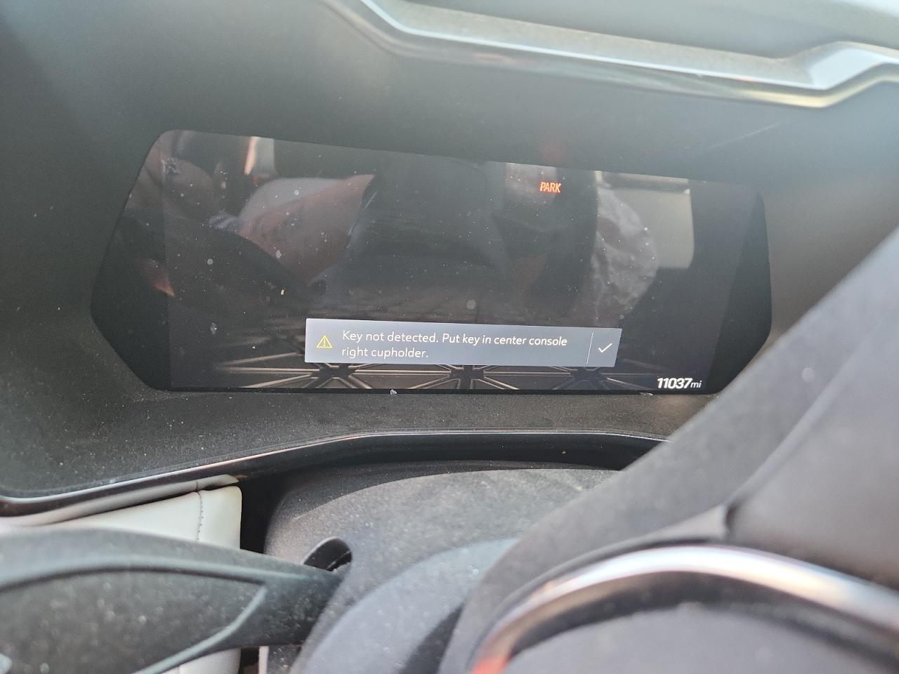 GMC Canyon At4 Image 9