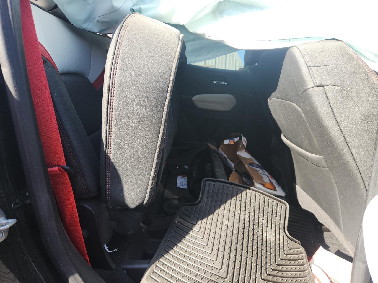 GMC Canyon At4 Image 12