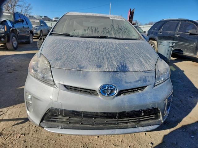 Toyota Prius Image 6