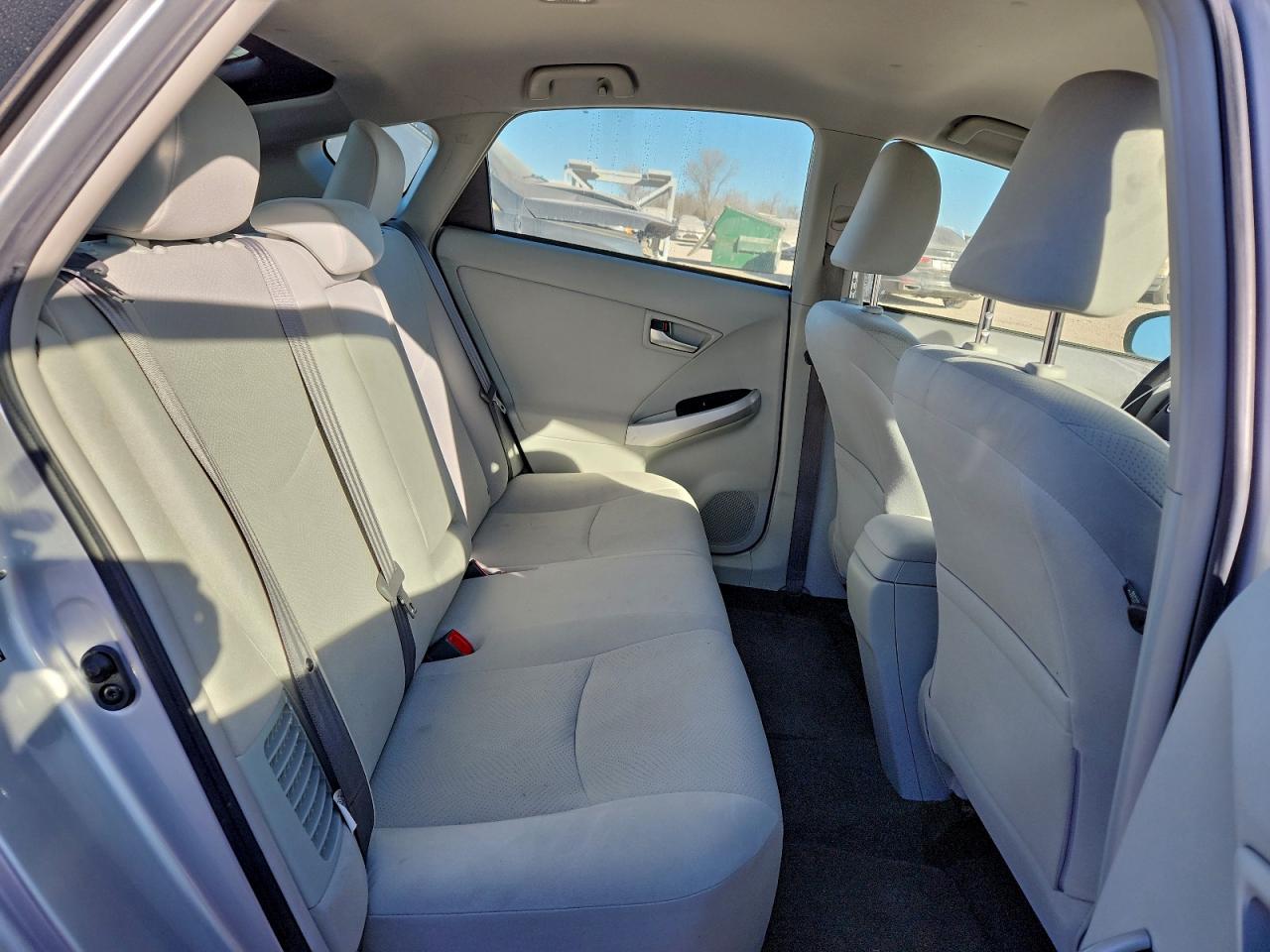 Toyota Prius Image 11