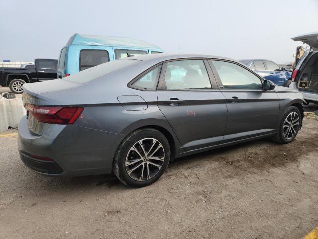 Volkswagen Jetta Sport Image 2