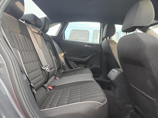 Volkswagen Jetta Sport Image 7