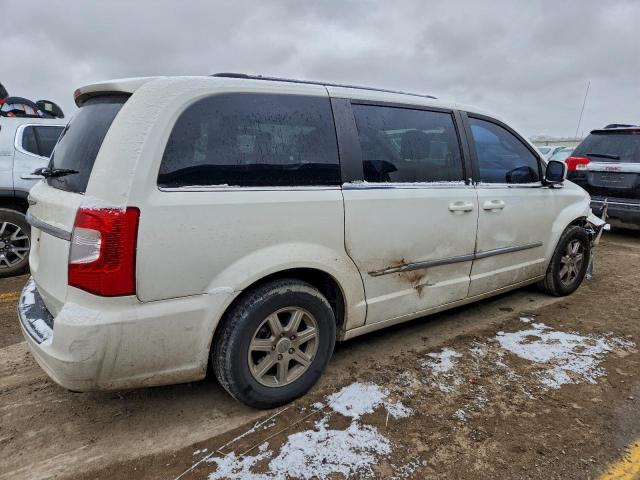 Chrysler Minivan Touring Image 4