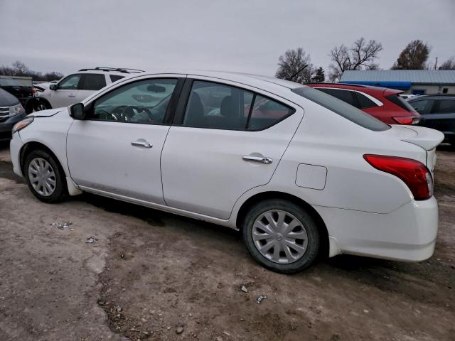 Nissan Versa S Image 5