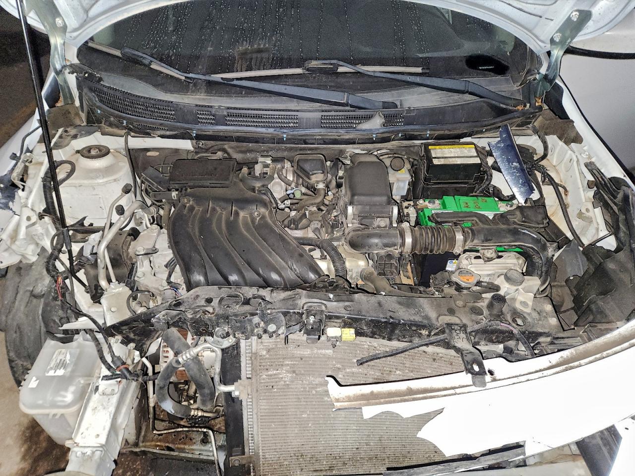 Nissan Versa S Image 3