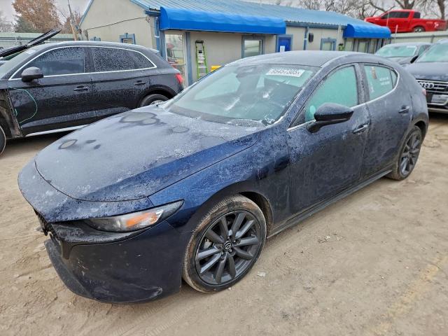  Salvage Mazda 3