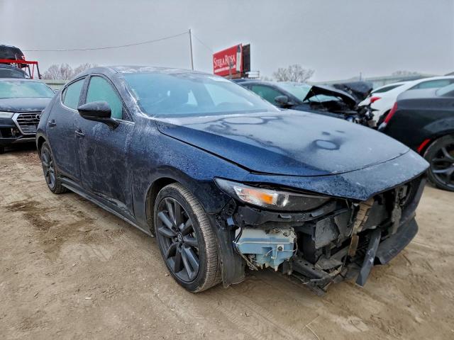 Mazda 3 Select Image 11