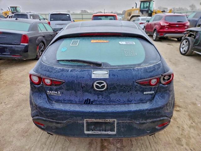 Mazda 3 Select Image 10