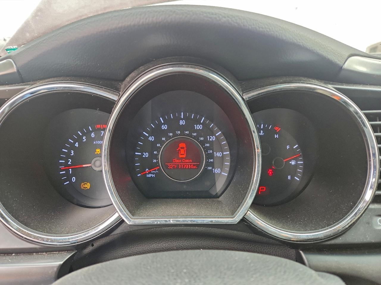 Kia Optima Lx Image 12