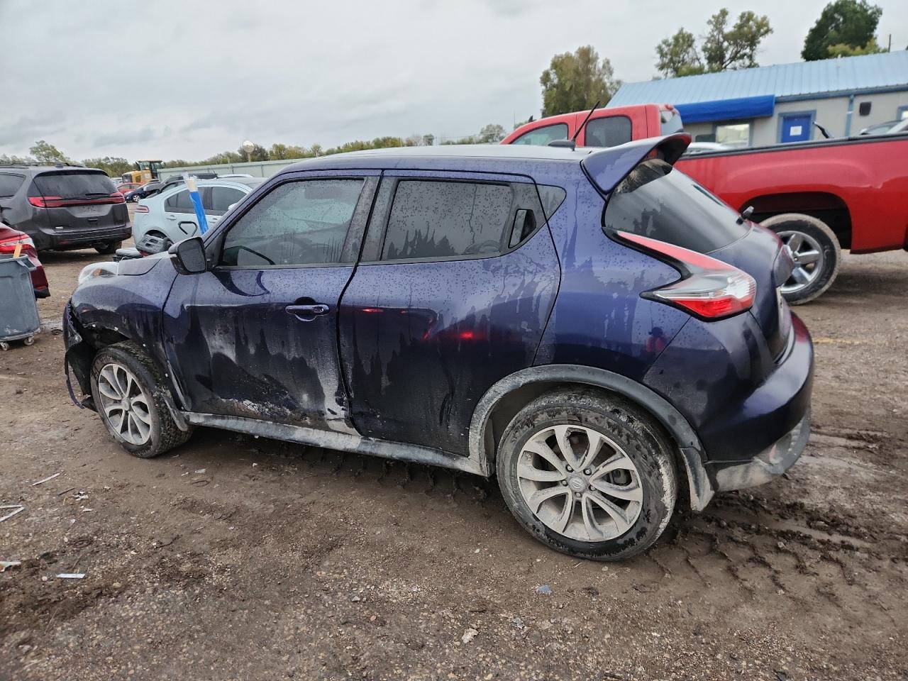 Nissan JUKE S Image 2