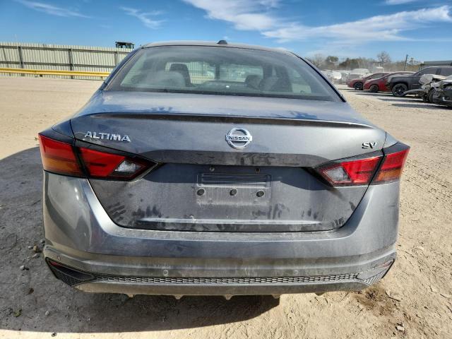 Nissan Altima Sv Image 11