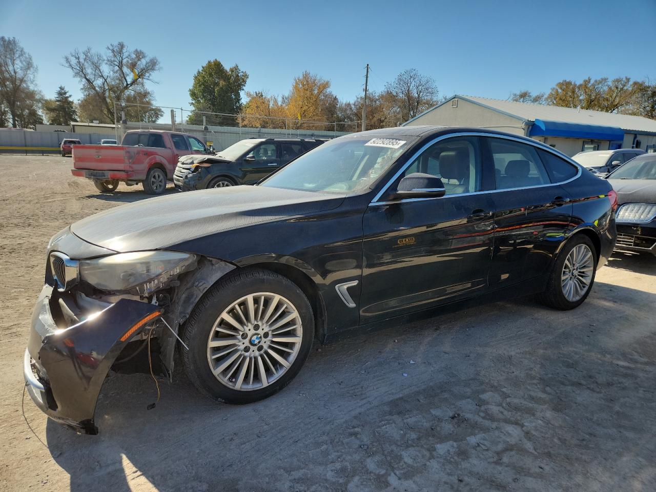 BMW 3 Series Xigt Image 1