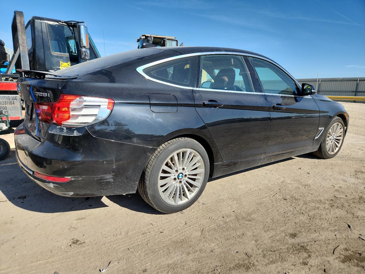 BMW 3 Series Xigt Image 4