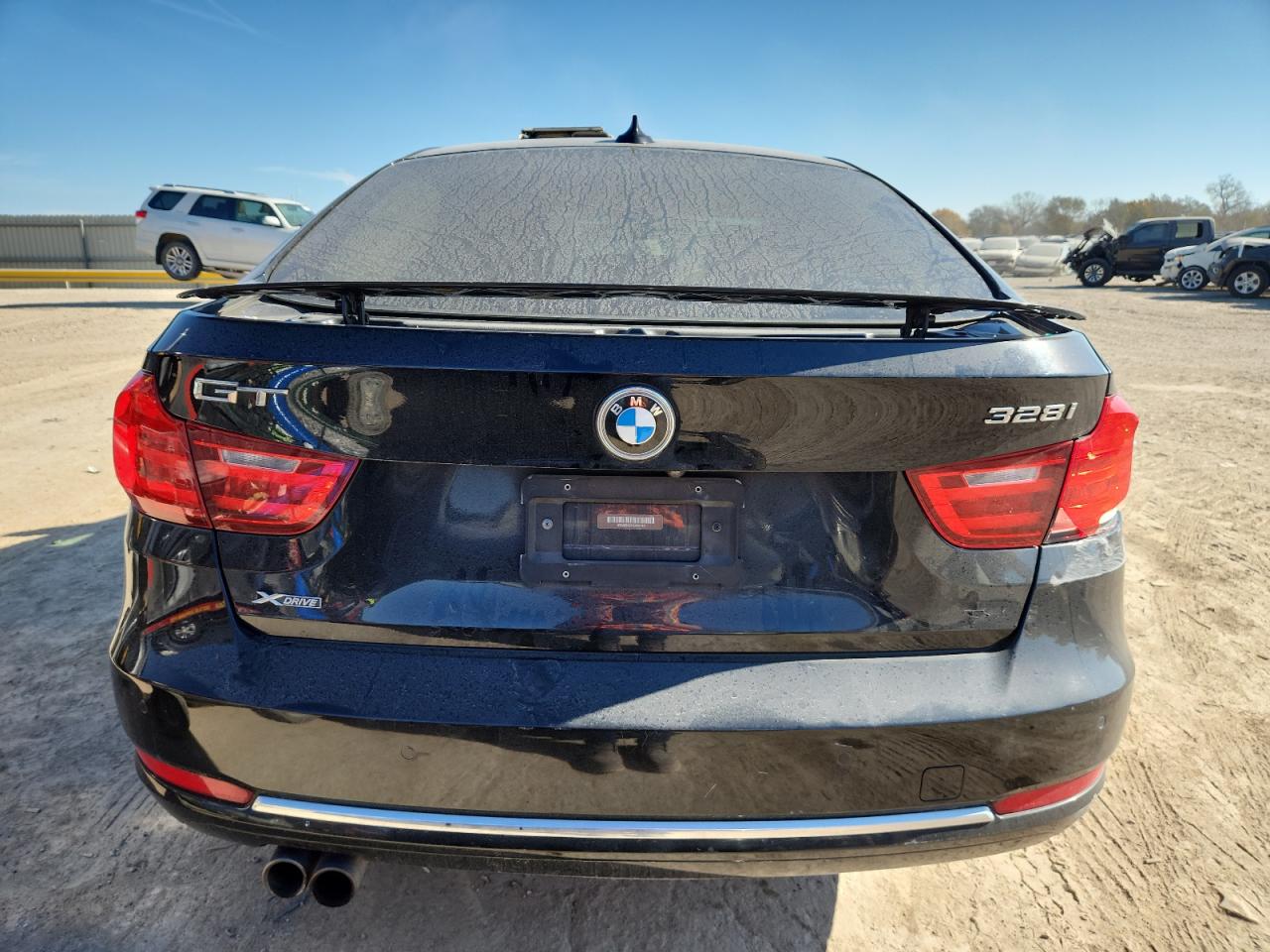 BMW 3 Series Xigt Image 9