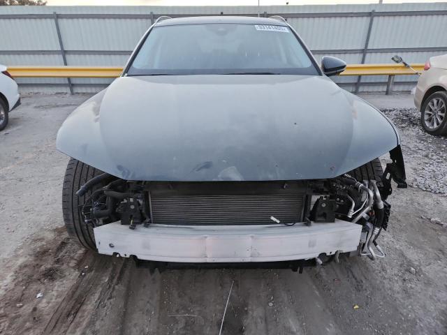 Audi e-tron Premium Image 4