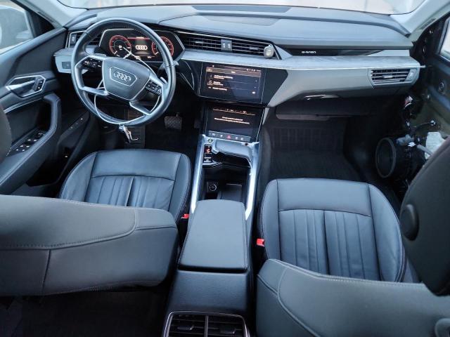 Audi e-tron Premium Image 8