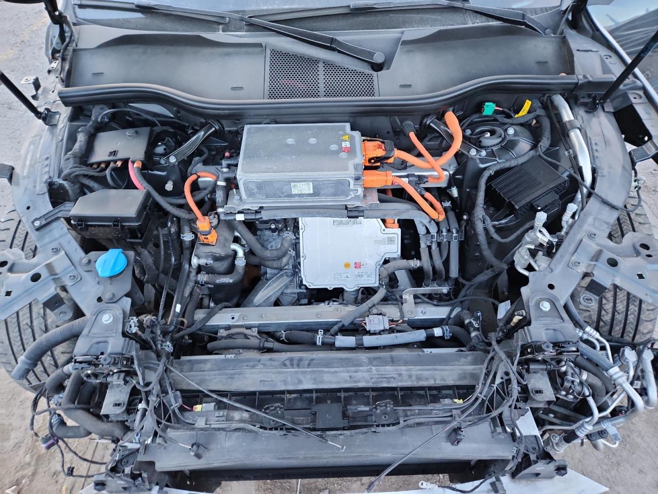 Audi e-tron Premium Image 11