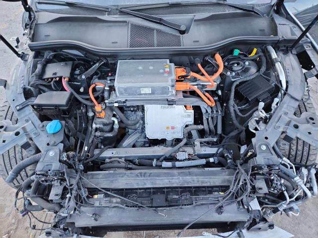 Audi e-tron Premium Image 11