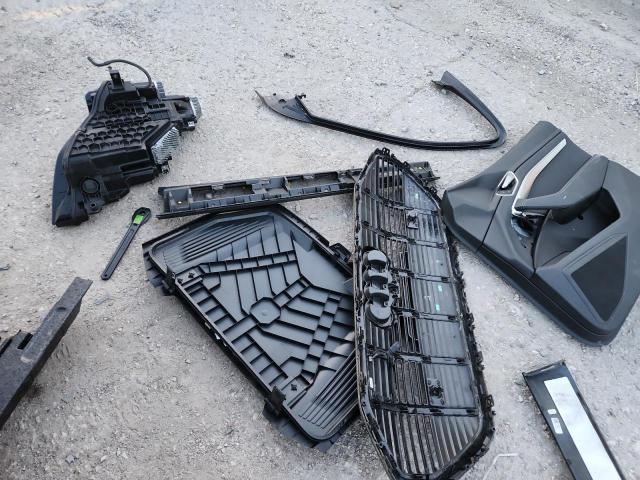 Audi e-tron Premium Image 12