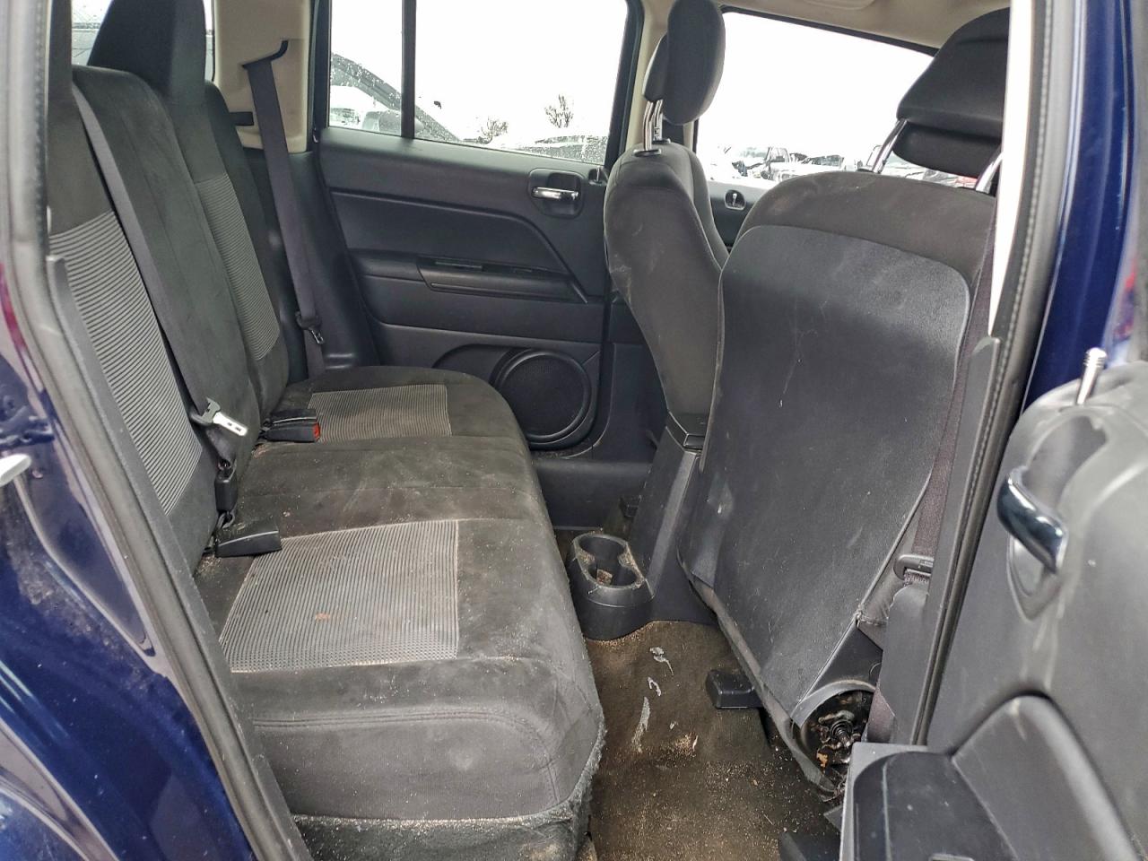 Jeep Patriot Sport Image 9