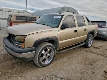  Salvage Chevrolet Avalanche