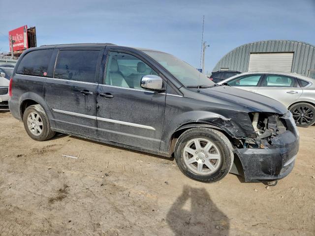 Chrysler Minivan Touring L Image 13