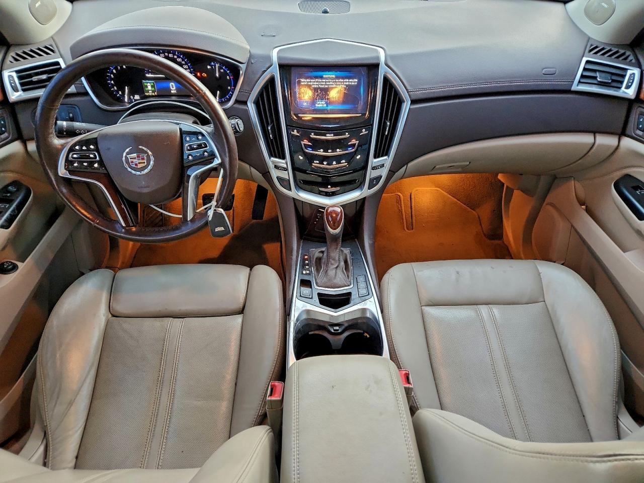 Cadillac SRX Luxury Collection Image 10