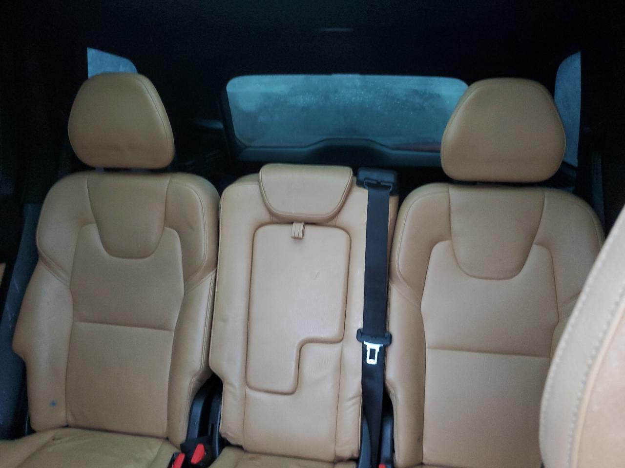Volvo XC90 T6 Image 6