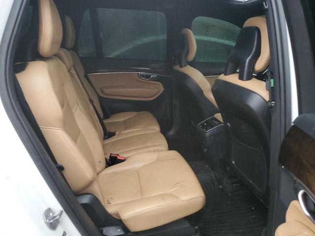 Volvo XC90 T6 Image 11