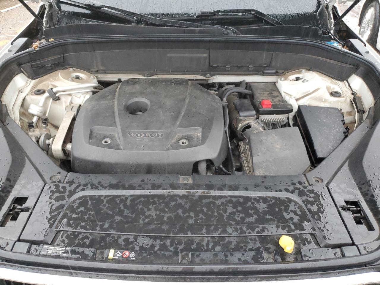 Volvo XC90 T6 Image 9