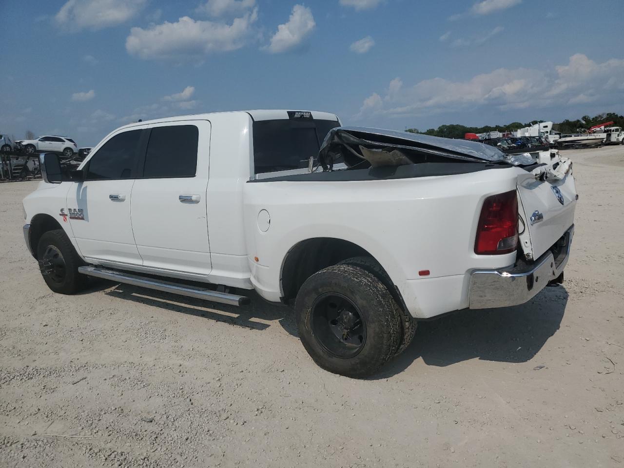 Ram 3500 Slt Image 3