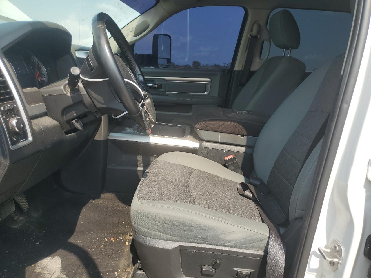 Ram 3500 Slt Image 11