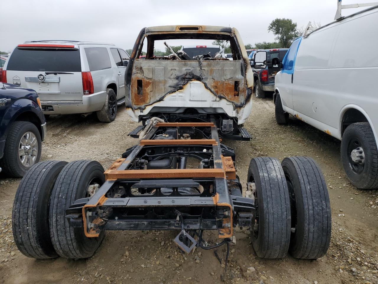 Chev Silverado Med Image 4