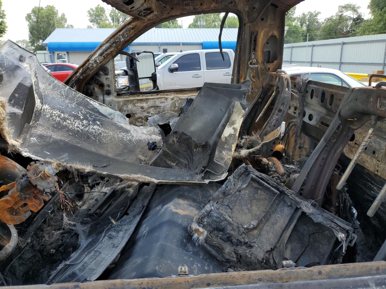 Chev Silverado Med Image 9