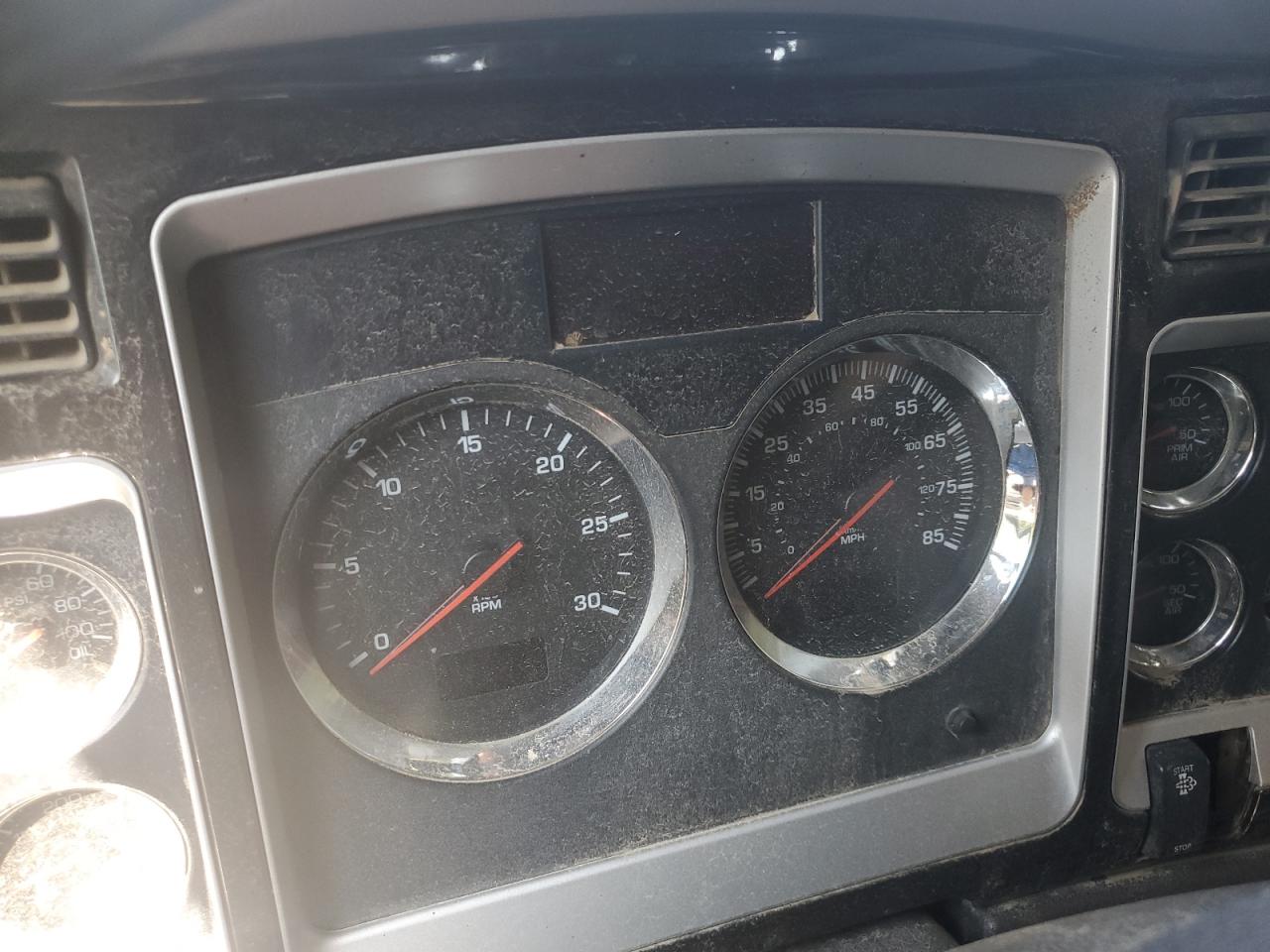 Kenworth Constructi T660 Image 9