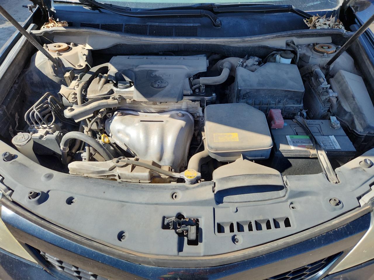 Toyota Camry Base Image 12