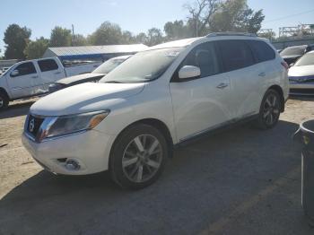  Salvage Nissan Pathfinder