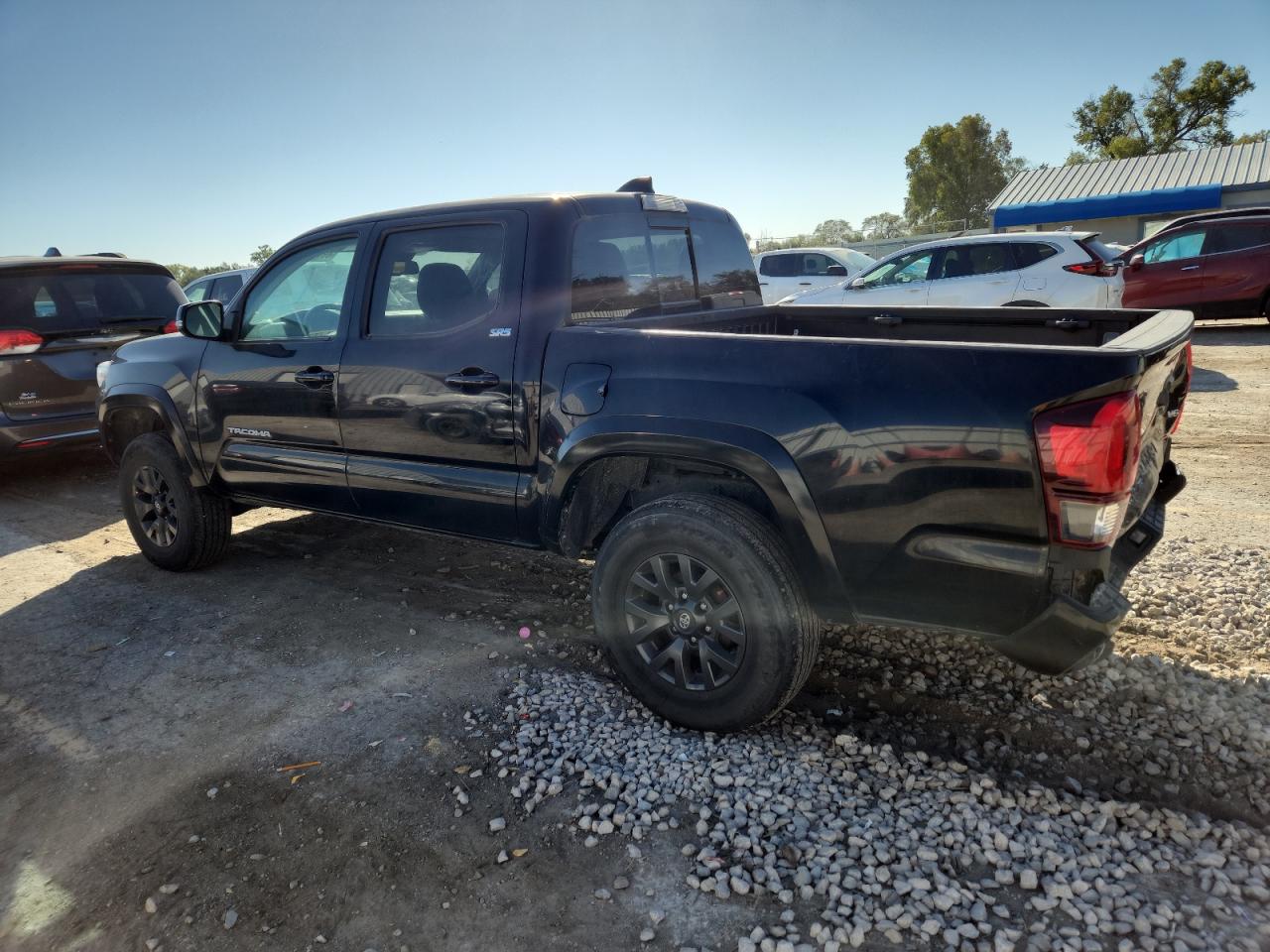 Toyota Tacoma Double Cab Image 4
