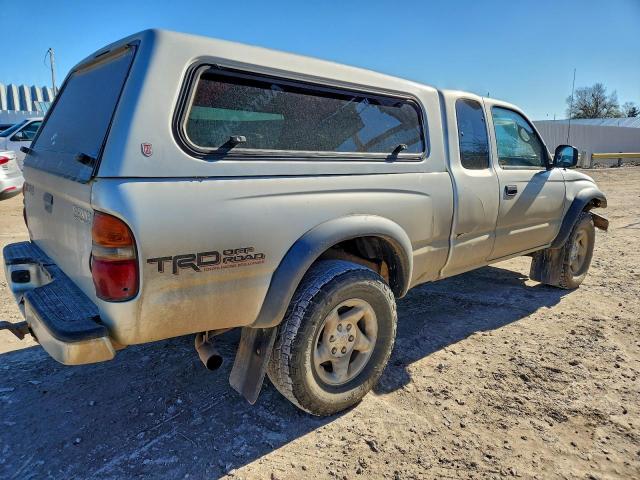 Toyota Tacoma Xtracab Prerunner Image 6
