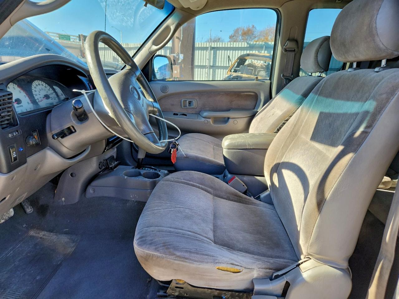 Toyota Tacoma Xtracab Prerunner Image 12