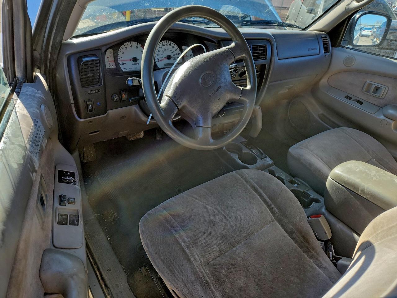 Toyota Tacoma Xtracab Prerunner Image 10