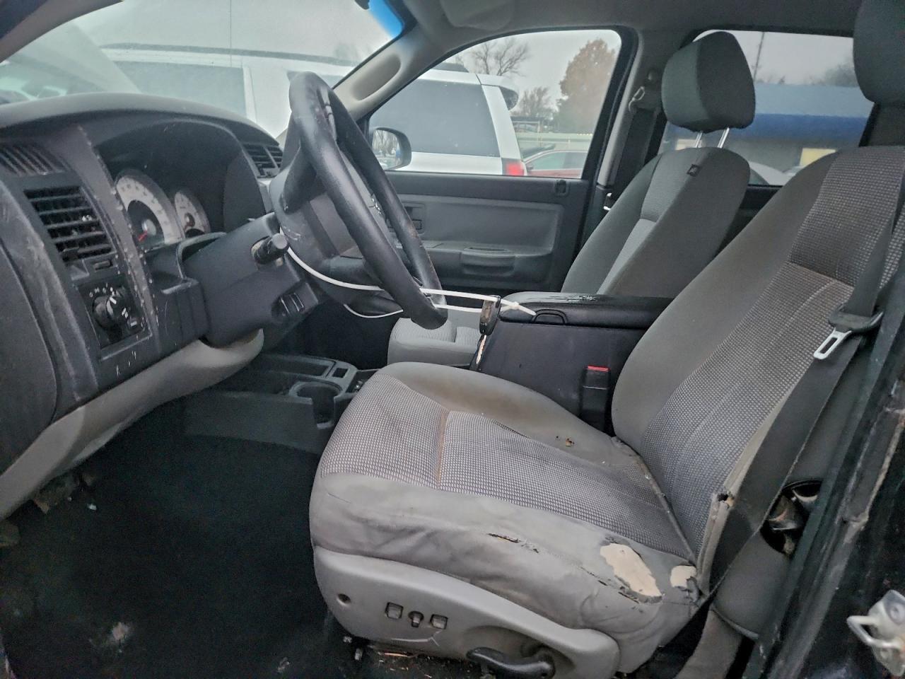 Dodge Dakota Quad Slt Image 12