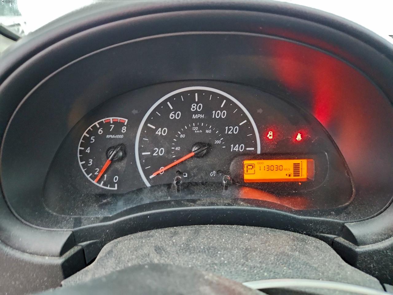 Nissan Versa S Image 9