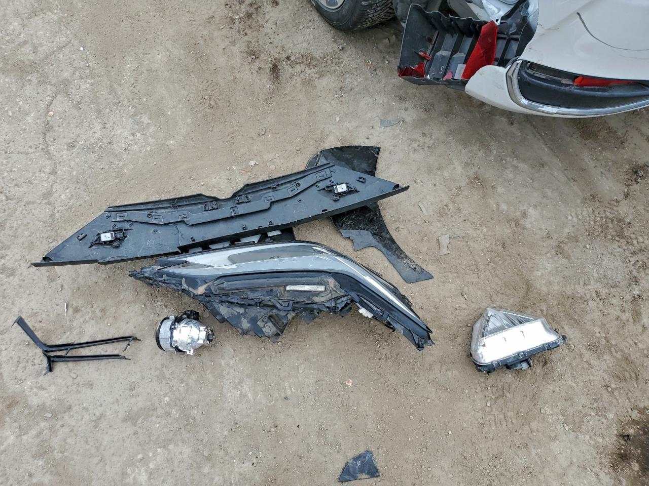 Lexus Es 300h Image 13