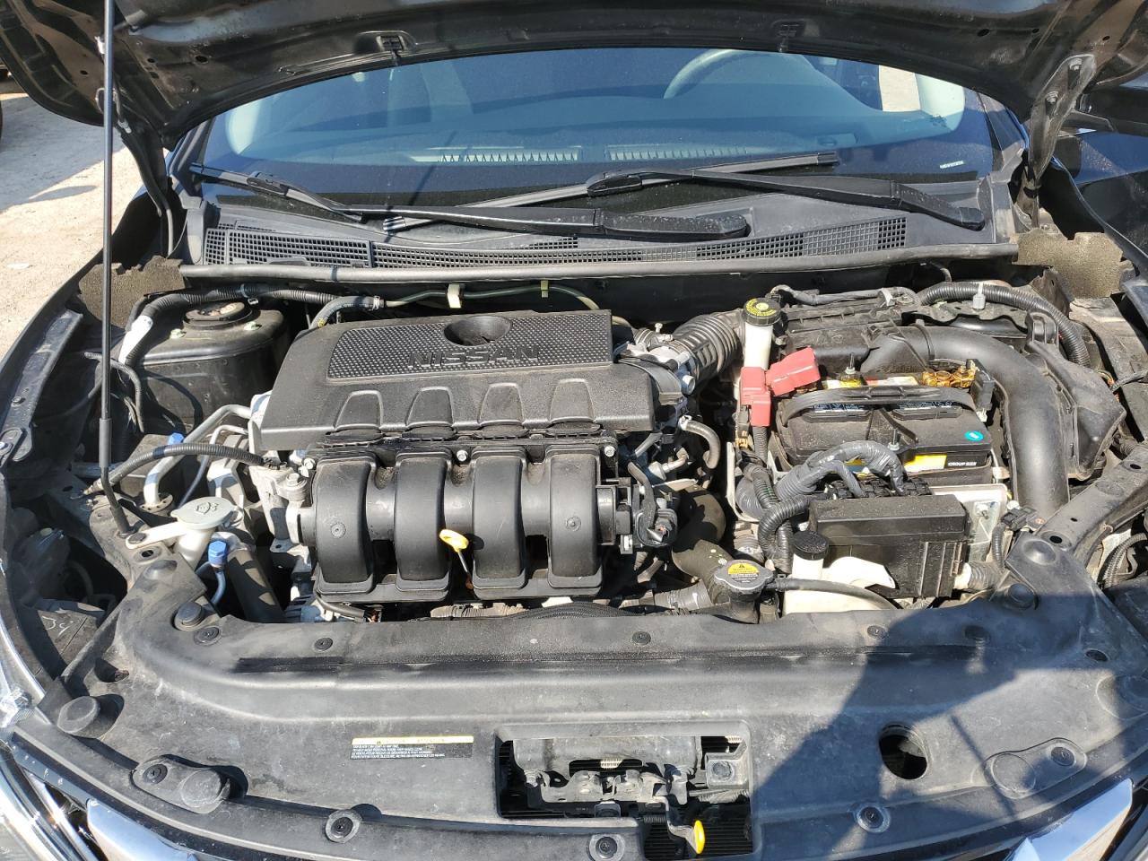 Nissan Sentra S Image 9