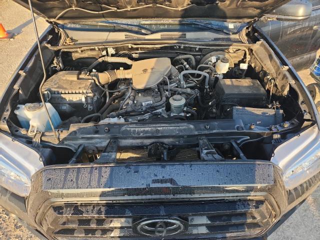 Toyota Tacoma Access Cab Image 3