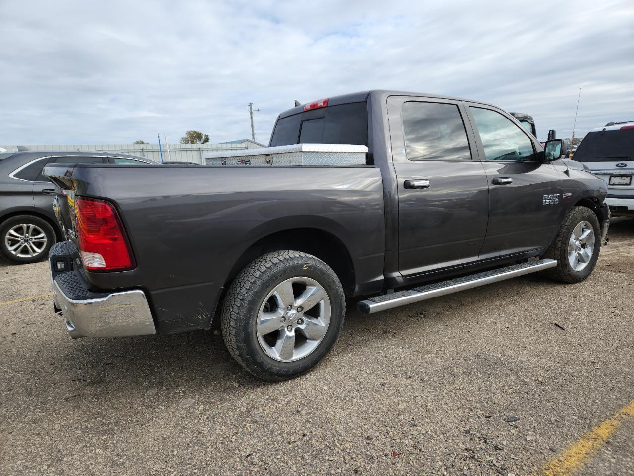 Ram 1500 Slt Image 2